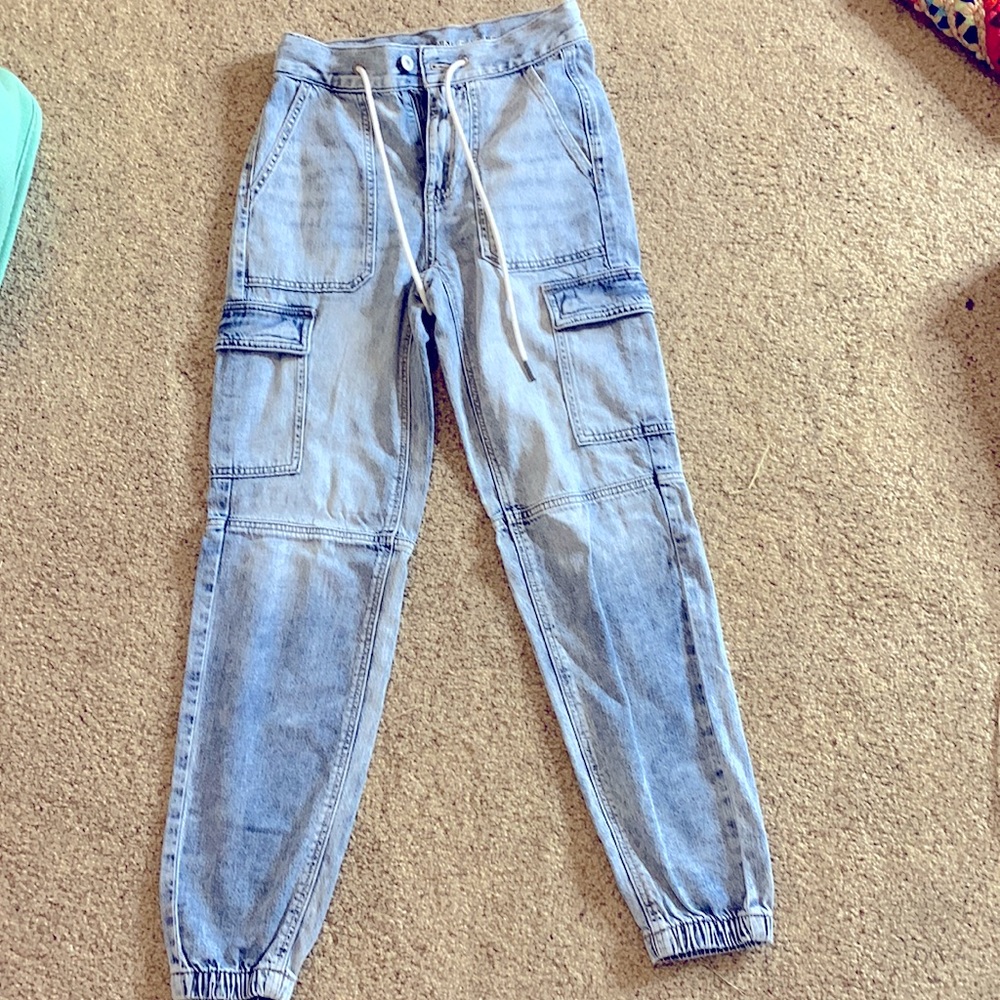 Demon joggers, lots of pockets. Cute style